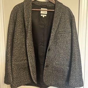 Wilfred Free Women suit jacket, goes well with everything, worn only 1 time